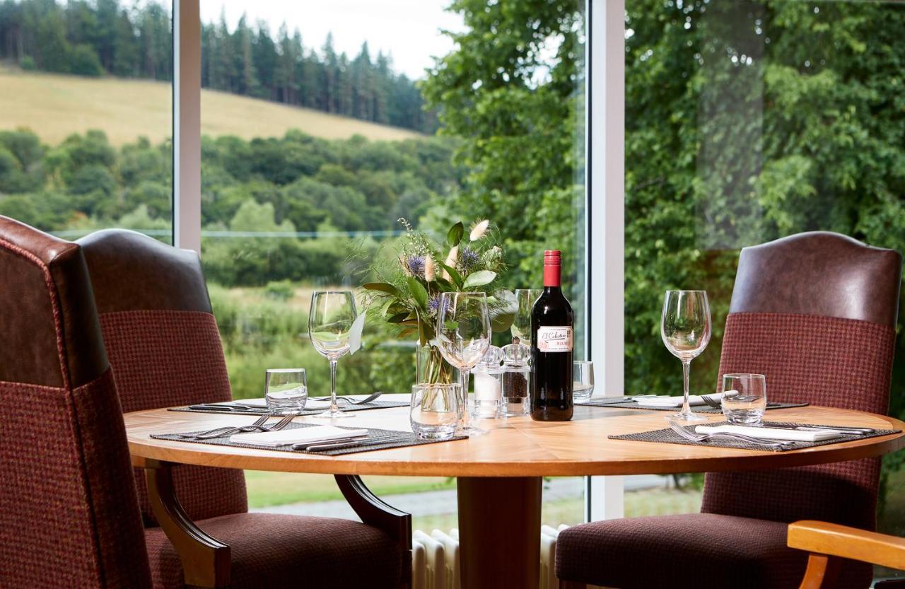 Macdonald Cardrona Hotel, Golf & Spa Пиблс Экстерьер фото